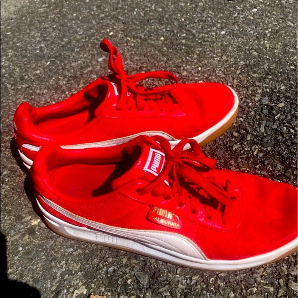 PUMA California Men’s Athletic Sneakers - Red/White